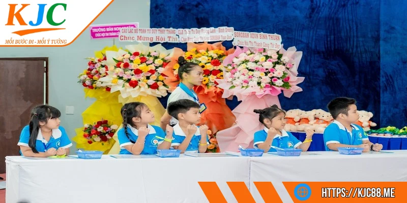 Ươm mầm tri thức Việt